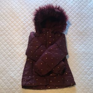 Girls burgundy with gold hearts winter coat. Arizona brand. Size Small 7/8.